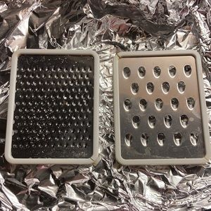 Cheese graters 2 sizes